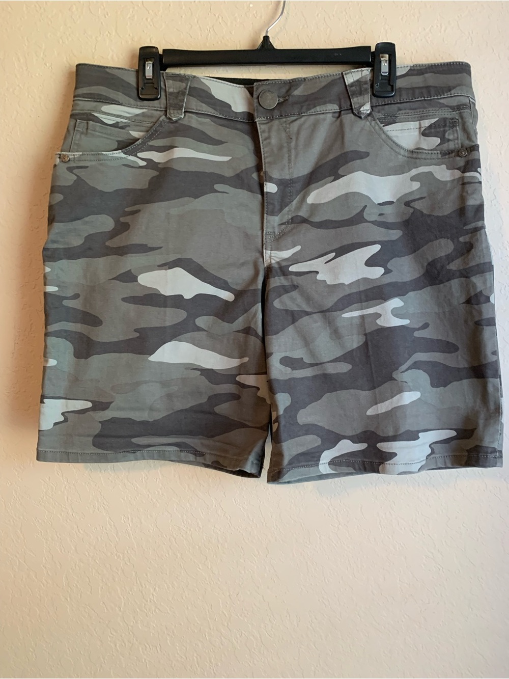 Democracy Camo Shorts For Casual or Hiking, Biking or Any Sport Sz 16-8”Inseam